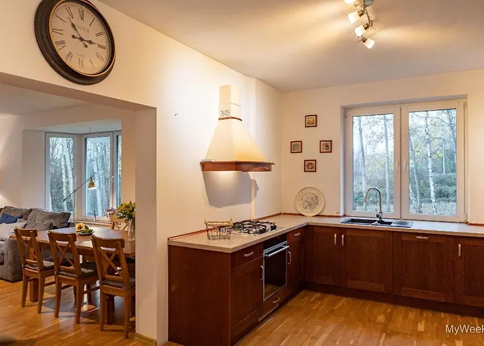 Dom Na Polanie, Myweek *