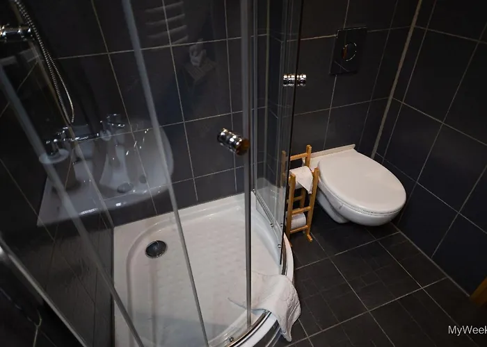 Dom Na Polanie, Myweek *